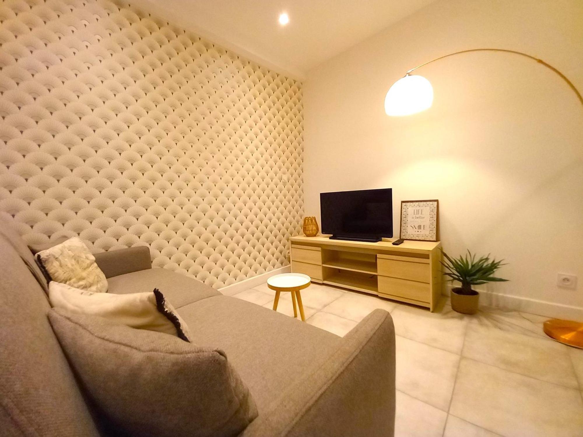 #2 Studio # Place Charmante تولون المظهر الخارجي الصورة